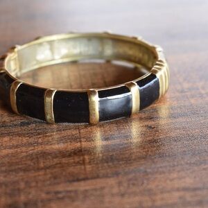 Vintage Black and Gold Clamper Bangle Bracelet